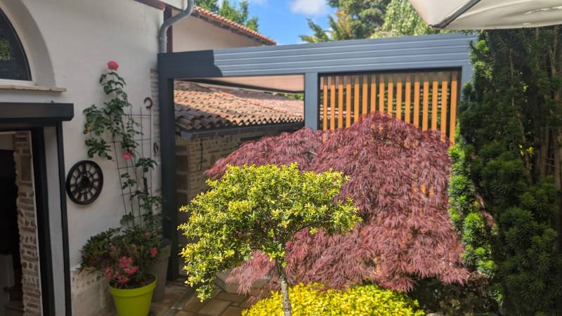 POOL HOUSE by VARIALU