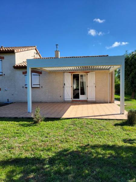 Pergola bioclimatique sur mesure en aluminium à Toulouse